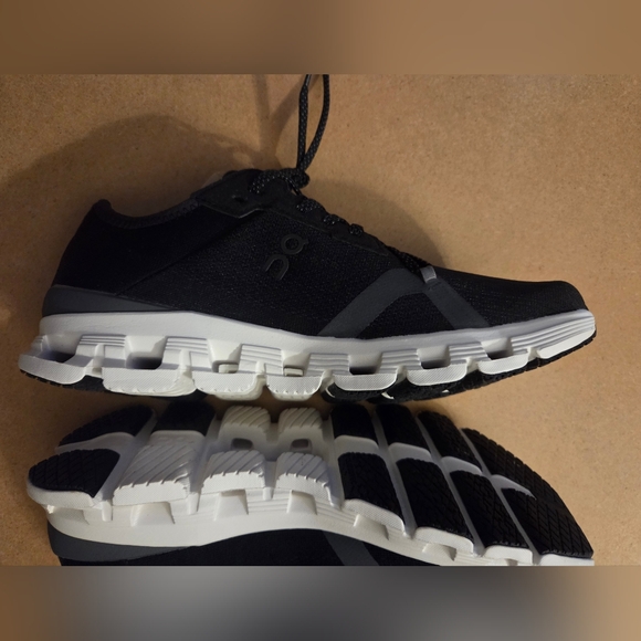 On Running Sneakers Women Size 8 Cloud X AD - Picture 11 of 14